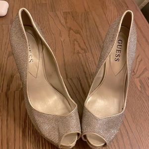 Guess- nearly new size 7 Cinderella sparkly heels